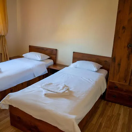 Guest House Kiev Forest Exterior photo